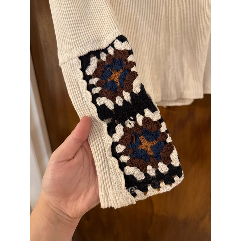 Free People Bohemian Cream Long-Sleeve Top Thermal Crochet Hood & Cuffs Size M G - Picture 8 of 8